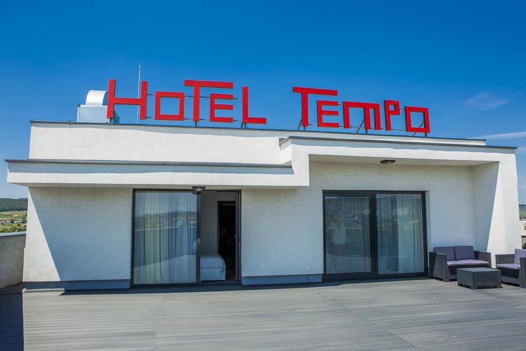 Hotel Tempo Târgu-Mureş エクステリア 写真